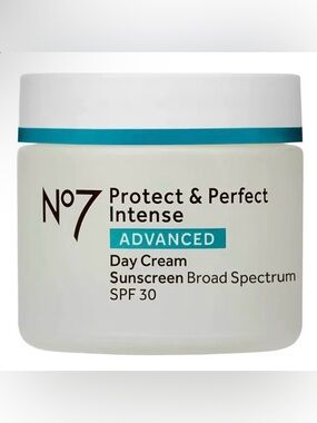 No7 Protect & Perfect Intense Advanced Day Cream SPF 30